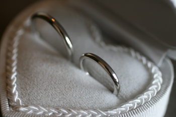 ハンドメイドの結婚指輪