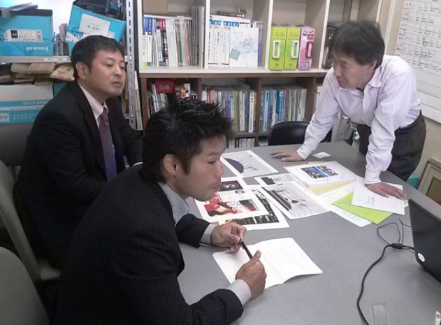 【株式会社アキヤマ】ボクシングジム内装工事打ち合わせ中