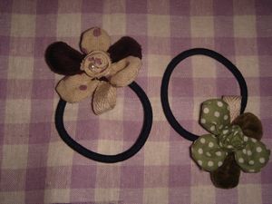 お花のコサージュ