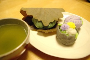 新茶と和菓子