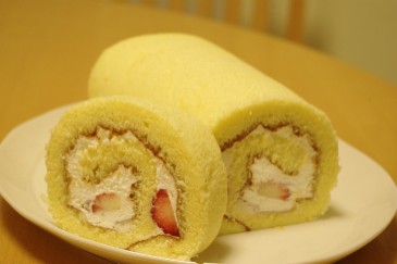 いちご生ロール