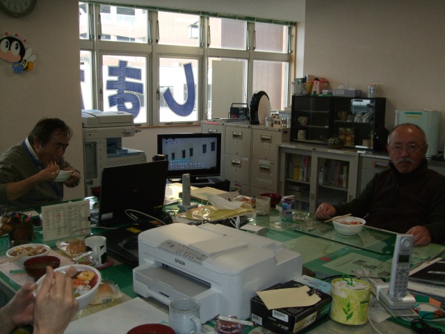 昼食会