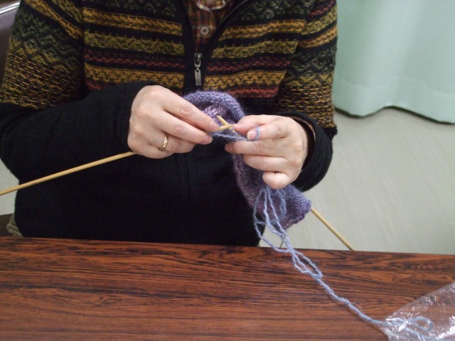 手編み(月)
