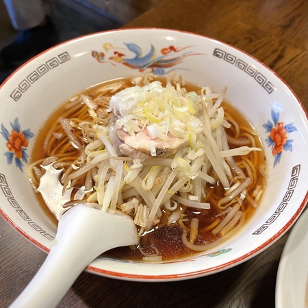 用宗港の近く,町中華の「四川萌芽」さん。 用宗港の近く,町中華の「四川萌芽」さん。