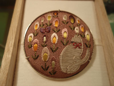 Love&Kimono展で、半襟に自分で刺繍してみませんか