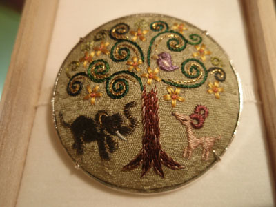 Love&Kimono展で、半襟に自分で刺繍してみませんか