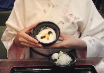 お月見しあわせ茶会