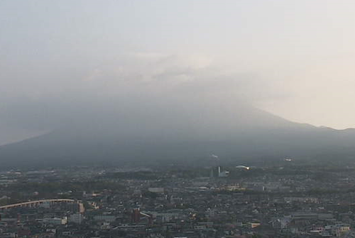 今朝の富士山～４月１９日～