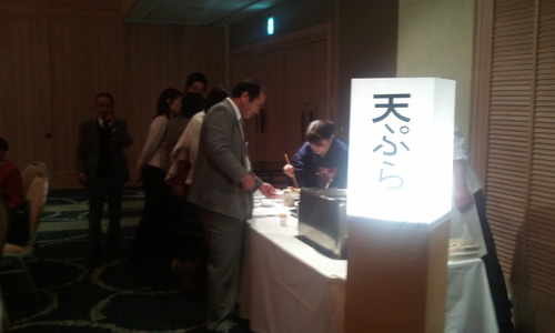 お客様を迎えての新年親睦会。