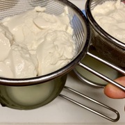 ビフィズス菌の種で豆乳ギリシャヨーグルト♪ ビフィズス菌の種で豆乳ギリシャヨーグルト♪
