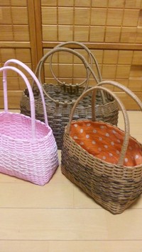 紙テープで作った手作りバック