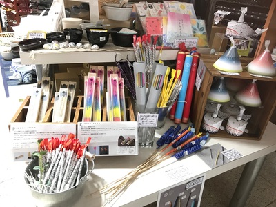 三保原屋本店 駄菓子屋の花火 花火 夏の風物詩 三保原屋本店 駄菓子屋の花火 花火 夏の風物詩