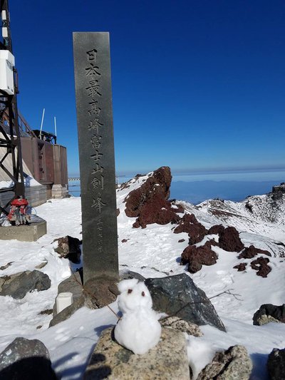 富士山 初冠雪 雪ダルマ 富士山 初冠雪 雪ダルマ