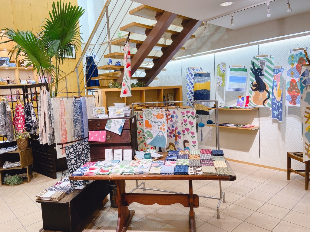 三保原屋本店 三保原屋LOFT店 てうぐい店 三保原屋本店 三保原屋LOFT店 てうぐい店