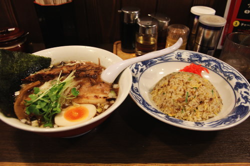 静岡市のラーメン屋、『支那そば りょう 』
