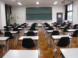25日の学び舎で。