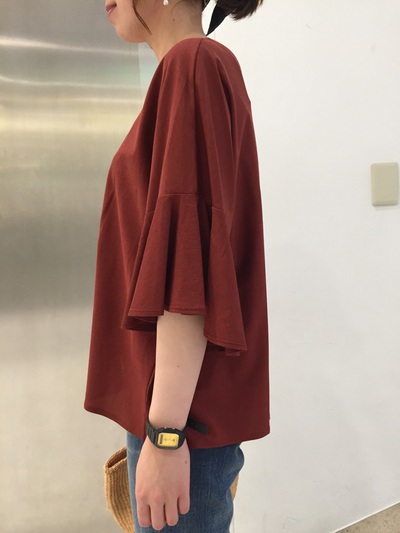 リエス フリル袖プルオーバー リエス フリル袖プルオーバー