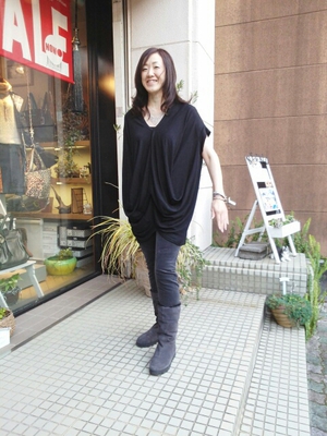 たっぷりドレープカットソーと春を待つBag*** たっぷりドレープカットソーと春を待つBag***
