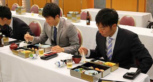 2017年度新入部員歓迎コンパ 2017年度新入部員歓迎コンパ