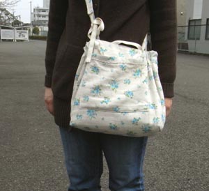 その後のななめかけショルダーバック
