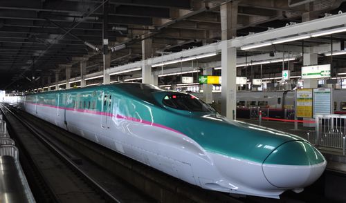東北新幹線はやぶさE5試乗会