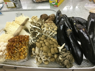 皮から作る!秋野菜餃子。男子厨房に入る 皮から作る!秋野菜餃子。男子厨房に入る