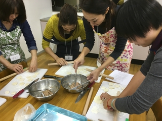 皮から作る!秋野菜餃子。男子厨房に入る 皮から作る!秋野菜餃子。男子厨房に入る