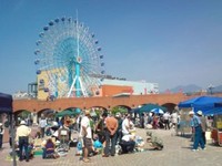 笑顔の「たまげたフリーマーケット」☆日の出マリンパーク