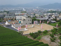 緑豊かな分譲地（アキヤマ建設）