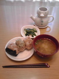 何食べよう〜