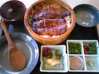 小春日和に浜松に　　うなぎ「志ぶき」ひつまぶし