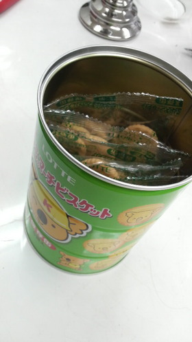 コアラのマーチ 保存缶