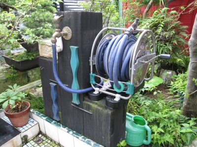 散水用ホースリール取替。。。