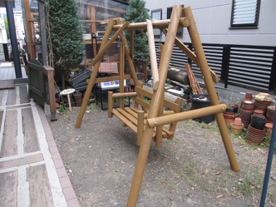 ブランコのメンテナンス