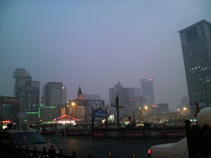 中国大連の駅からの風景
