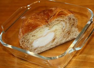 ヤマザキ ケーキデニッシュ・黒糖