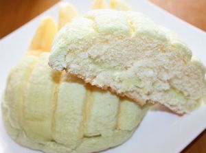 フジパン 静岡クラウンメロンパン