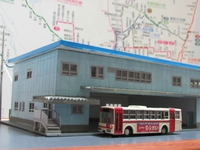 まだ制作の途中ですが・・静鉄バス小鹿営業所のジオラマ模型