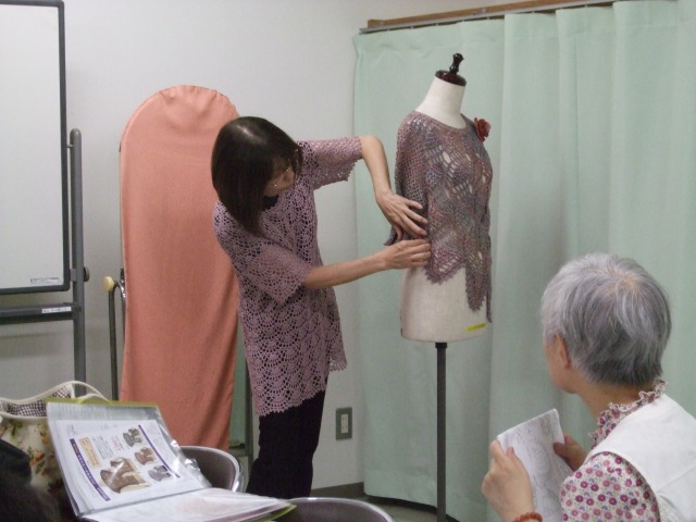 手編み（月）