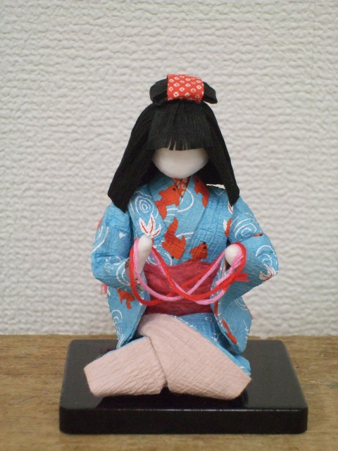 創作和紙人形