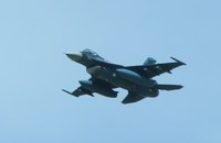 F-2が通過、、