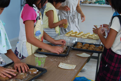 手捏ねのこだわりパン「Morisans Baking of Bread」