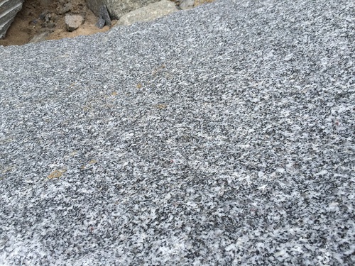 墓石の産地マイラー状態です。( ◠‿◠ )