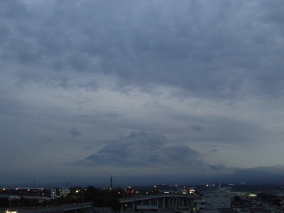 夕刻の富士山