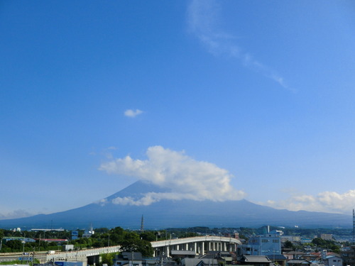 今朝の富士山