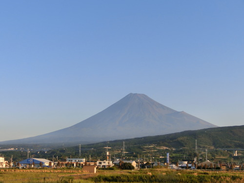 今朝の富士山～散歩そして事務所～