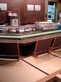 アソシア店が