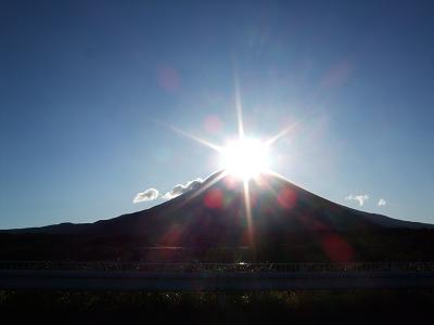 紅葉の富士山紀行〜朝霧高原からのダイヤモンド富士山