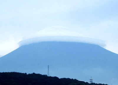 笠雲の富士