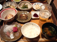 「こはく」の小皿膳